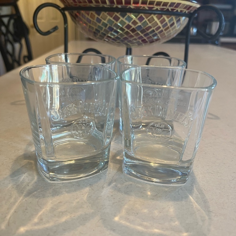 Vintage JACK  DANIELS BEVELED GLASSES - Picture 8 of 9